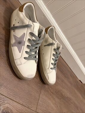 Women's White Leather Star Accent Sneakers with Gray Laces